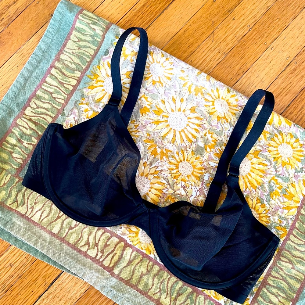 Black Plunge Cuup bra in size 34E